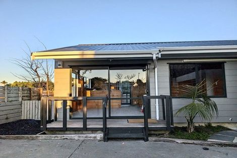 Photo of property in 5 Indus Place, Half Moon Bay, Auckland, 2012