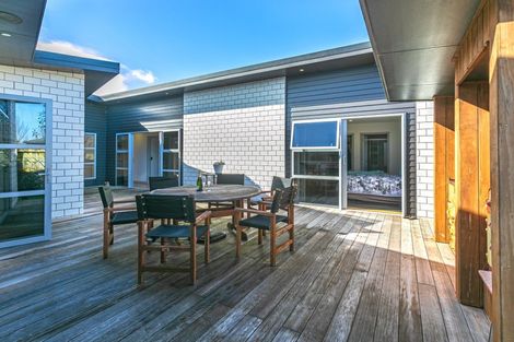 Photo of property in 29 Mary-ellen Place, Coromandel, 3506