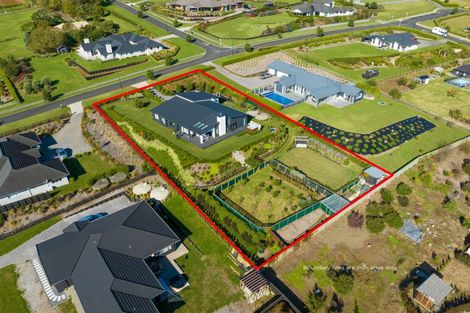 Photo of property in 19 Lawrence Carter Drive, Bombay, 2675