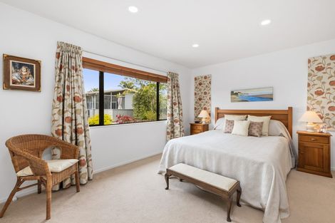 Photo of property in 1/8 Omana Road, Milford, Auckland, 0620