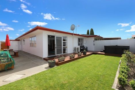 Photo of property in 2/84a Gloucester Street, Greenmeadows, Napier, 4112