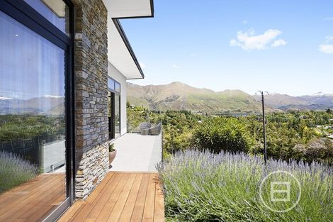 Photo of property in 12 Highfield Ridge, Wanaka, 9305