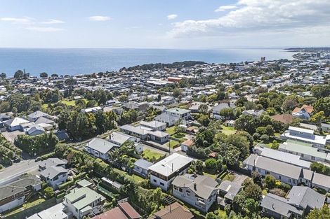 Photo of property in 32a Glen Almond Street, New Plymouth, 4310