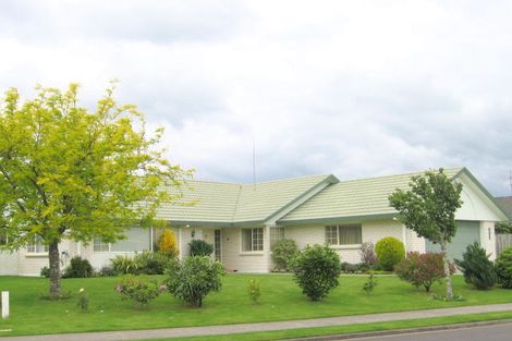 Photo of property in 1 Belmont Rise, Katikati, 3129