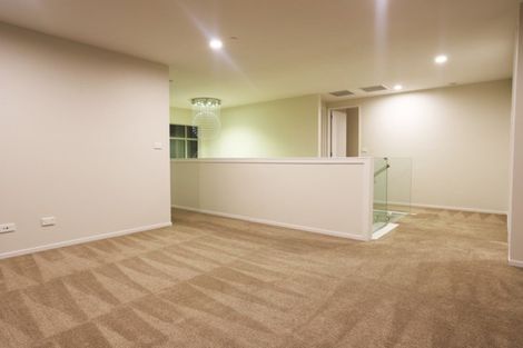 Photo of property in 18 Kingfisher Road, Silverdale, 0932