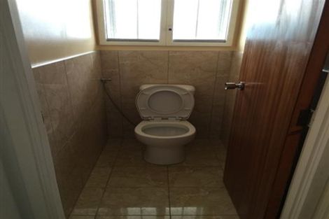 Photo of property in 1/4220 Great North Road, Glendene, Auckland, 0602