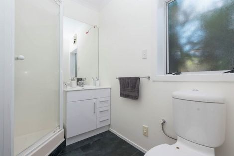 Photo of property in 14 Judkins Crescent, Cockle Bay, Auckland, 2014