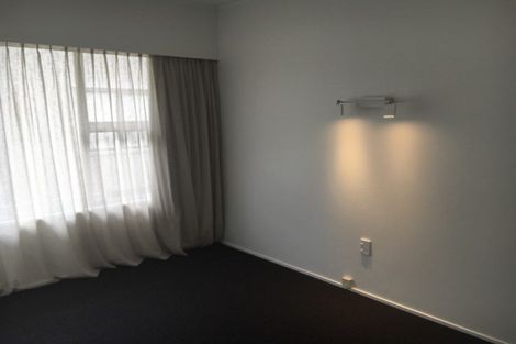 Photo of property in 66 Pitau Road, Mount Maunganui, 3116