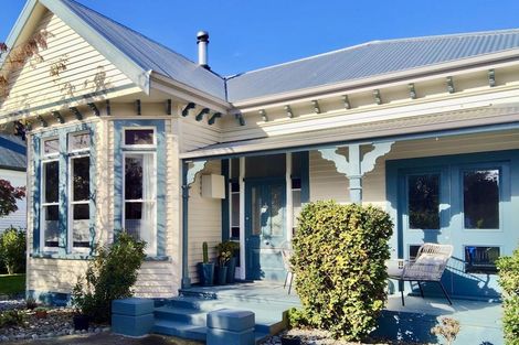 Photo of property in 25 Rhodes Street, Waimate, 7924