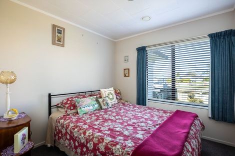 Photo of property in 12 Pratt Street, Waitara, 4320