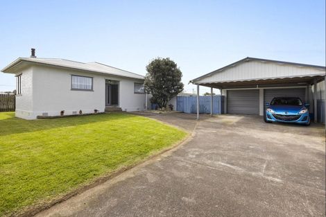 Photo of property in 15 Tasman Street, Opunake, 4616