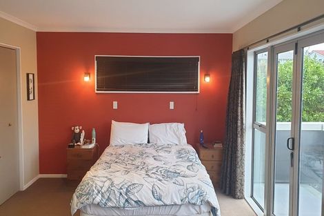 Photo of property in 76a Te Pene Avenue, Titahi Bay, Porirua, 5022