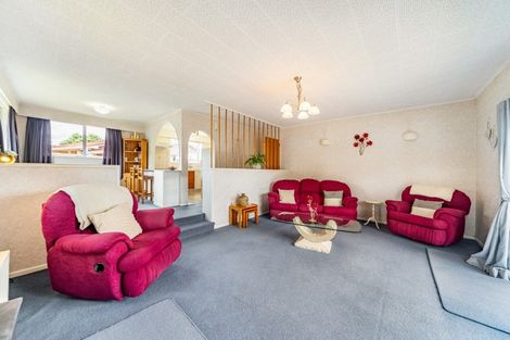 Photo of property in 20 Haylock Grove, Totara Park, Upper Hutt, 5018