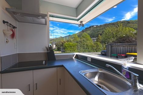 Photo of property in 1/69 Bowenvale Avenue, Cashmere, Christchurch, 8022