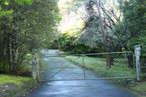 Photo of property in 220 Doctors Point Road, Waitati, 9085