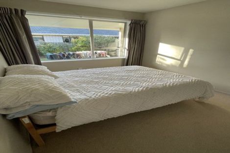 Photo of property in 52 Royal Park Drive, Parklands, Christchurch, 8083