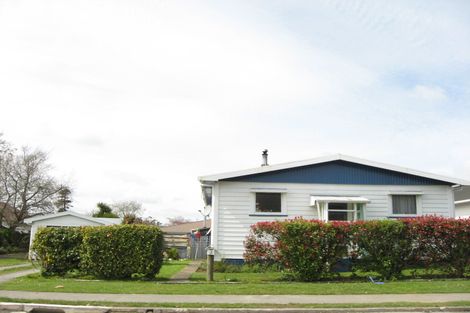 Photo of property in 3a Hinau Street, Inglewood, 4330