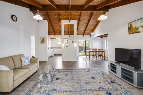 Photo of property in 9 Alley Place, Taradale, Napier, 4112