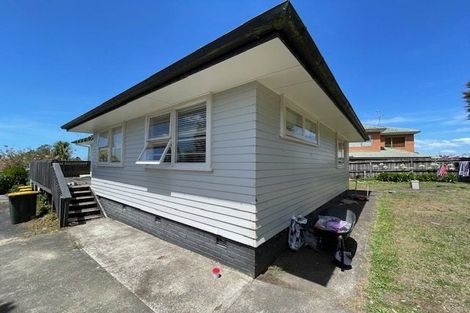 Photo of property in 10 Dolbear Street, Titirangi, Auckland, 0604