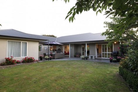 Photo of property in 3 Elizabeth Place, Clive, 4102