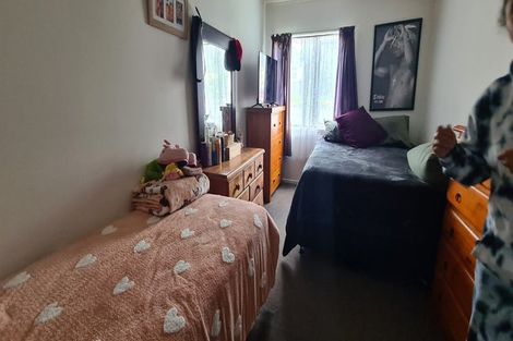 Photo of property in 57 Holmes Drive South, Massey, Auckland, 0614