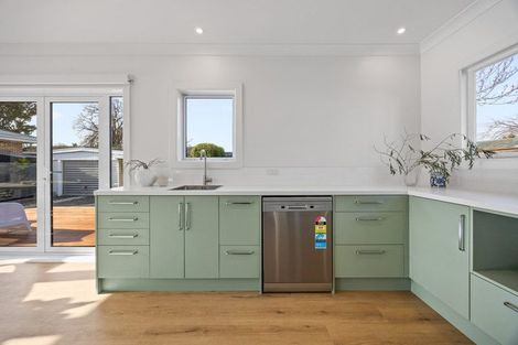 Photo of property in 178 Wilsons Road, Saint Martins, Christchurch, 8022