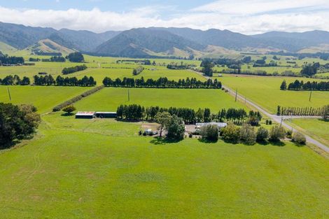 Photo of property in 633 Kiritaki Road, Dannevirke, 4972