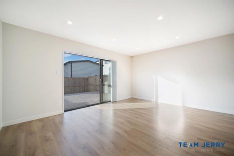 Photo of property in 11 Te Rauroha Street, Papakura, 2110