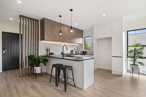 Photo of property in 11c Dianthus Place, Browns Bay, Auckland, 0630