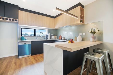 Photo of property in 14 Laquinta Place, Flat Bush, Auckland, 2019