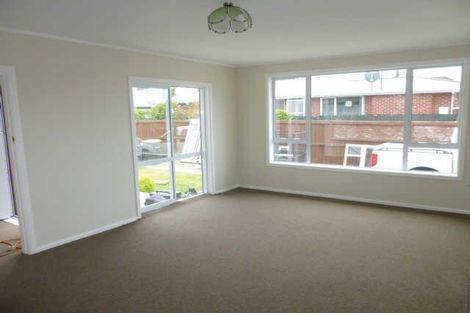 Photo of property in 2/271 Avonhead Road, Avonhead, Christchurch, 8042