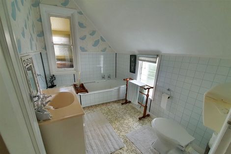 Photo of property in 16 Augustine Street, Waimate, 7924