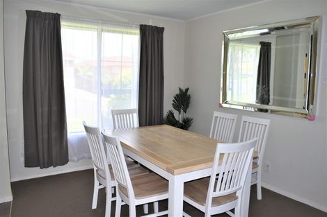 Photo of property in 1 Galloway Crescent, Farm Cove, Auckland, 2012