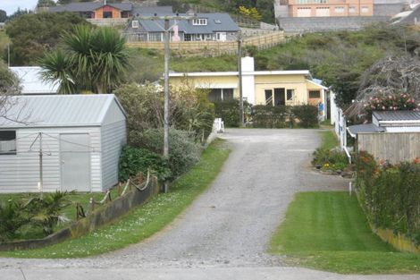 Photo of property in 73 Ngamotu Road, Spotswood, New Plymouth, 4310