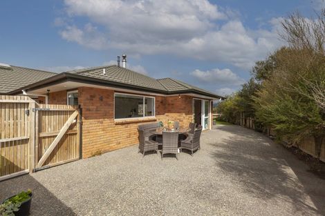 Photo of property in 2 Cascade Way, Paraparaumu, 5032