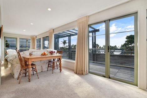Photo of property in 11 Oceanview Road, Mount Maunganui, 3116