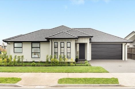 Photo of property in 1 Monaro Place, Papamoa, 3118