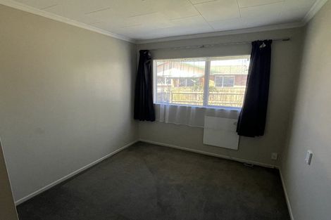 Photo of property in 2/5a Tahurangi Place, Spotswood, New Plymouth, 4310