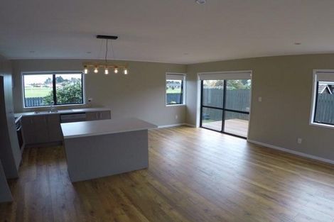 Photo of property in 14b Billabong Place, Botany Downs, Auckland, 2010