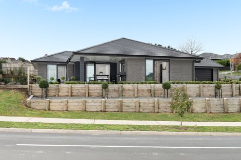 Photo of property in 2 Moira Close, Welcome Bay, Tauranga, 3175