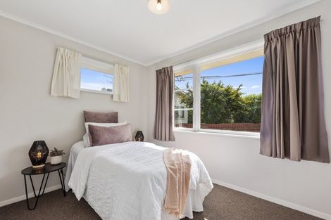 Photo of property in 3b Seon Place, Clouston Park, Upper Hutt, 5018