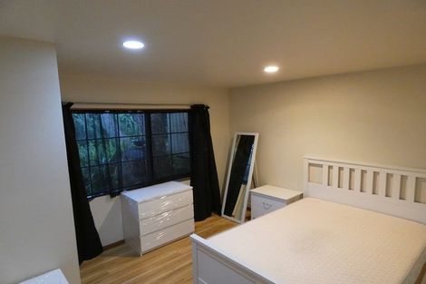 Photo of property in 39 Blease Street, New Lynn, Auckland, 0600