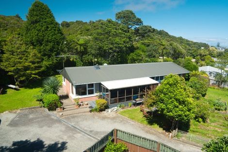Photo of property in 37 Main South Road, Karoro, Greymouth, 7805