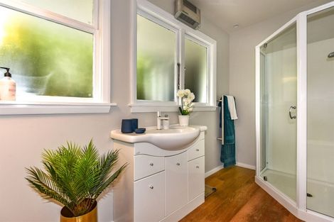 Photo of property in 20 Hampton Place, Burnside, Christchurch, 8053