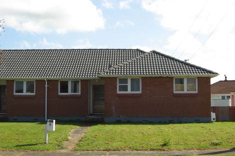 Photo of property in 4 Armstrong Place, Gonville, Whanganui, 4501