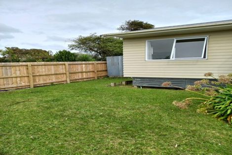 Photo of property in 47 Fairclough Road, Beach Haven, Auckland, 0626