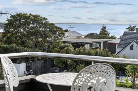 Photo of property in 2/317 Lake Road, Hauraki, Auckland, 0622