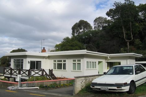 Photo of property in 8 Lucknow Terrace, Hospital Hill, Napier, 4110