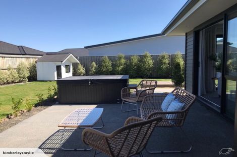 Photo of property in 20 Ballinger Place, Kaiapoi, 7630