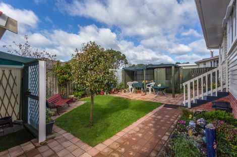 Photo of property in 4/37 Mcleod Road, Weymouth, Auckland, 2103
